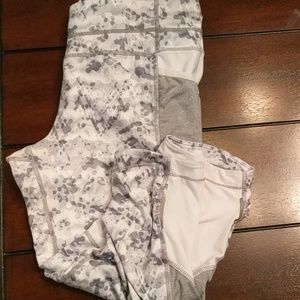 Athleta crop leggings